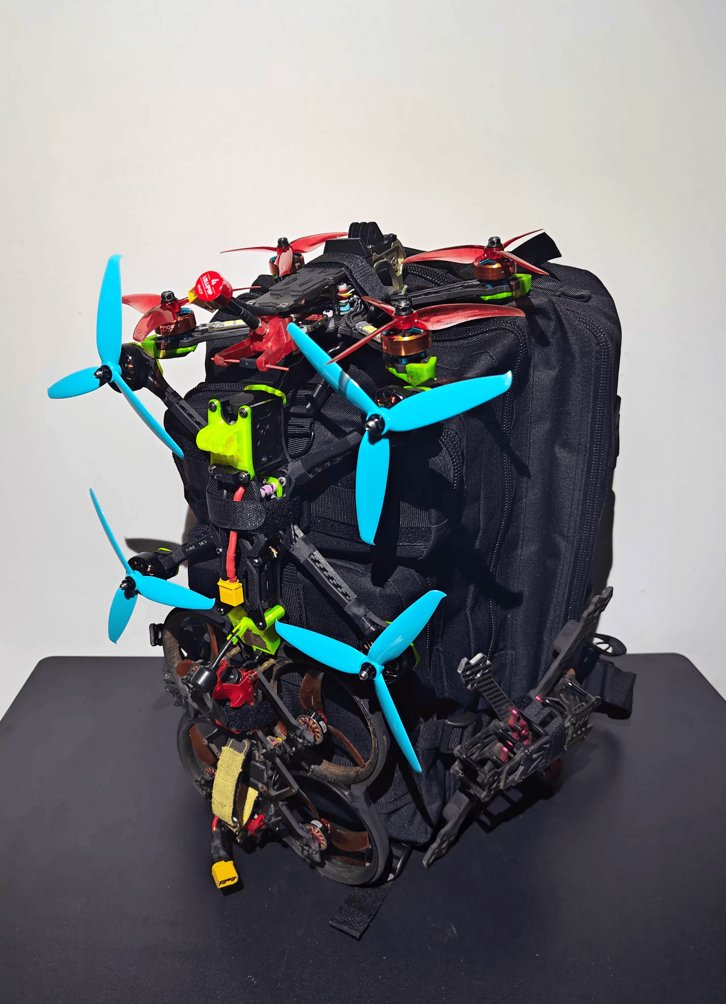 Drone Racing Gate - กระเป๋าเป้สะพายหลัง FPV แบบทหาร สำหรับใส่โดรน 4-5 ตัว