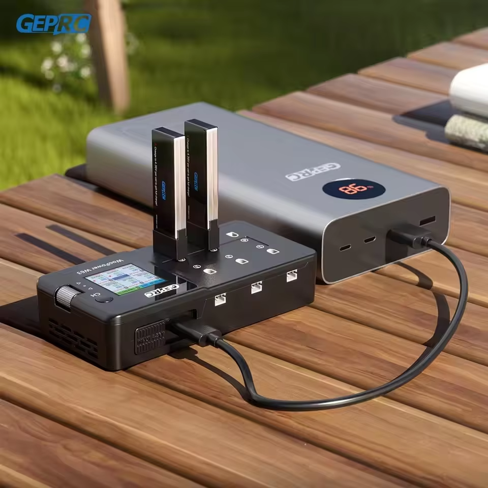 เครื่องชาร์จ GEPRC WooPower W6 - Drone Racing Charger บทวิจารณ์และราคา